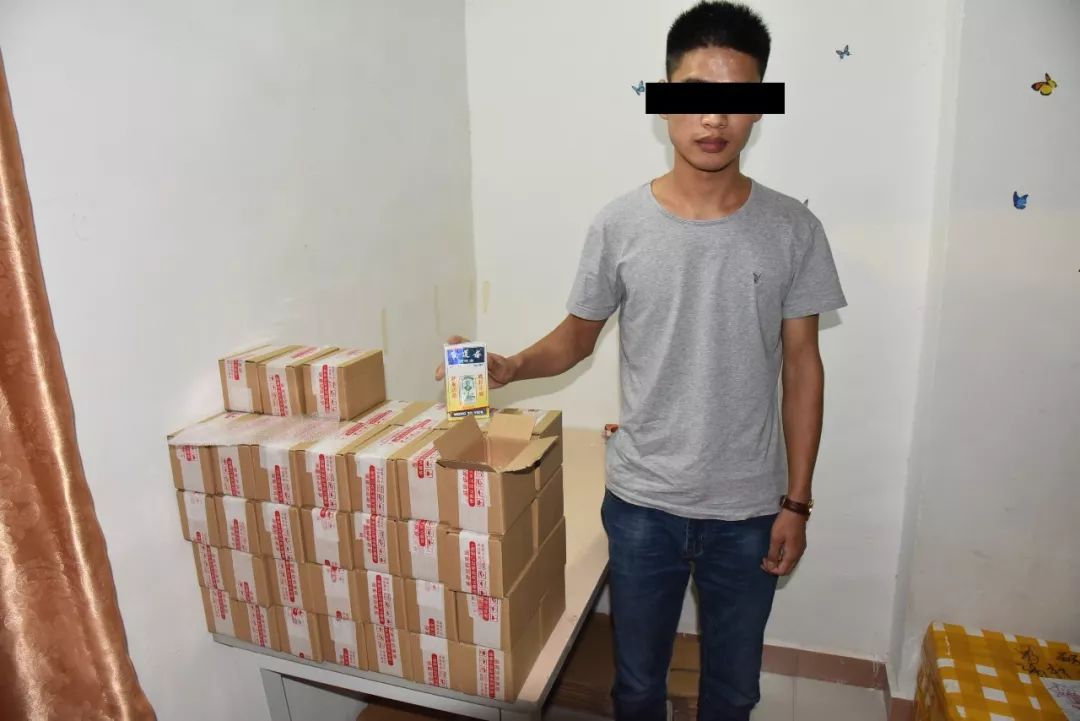 查获1000克假冰毒,警方查获假伟哥