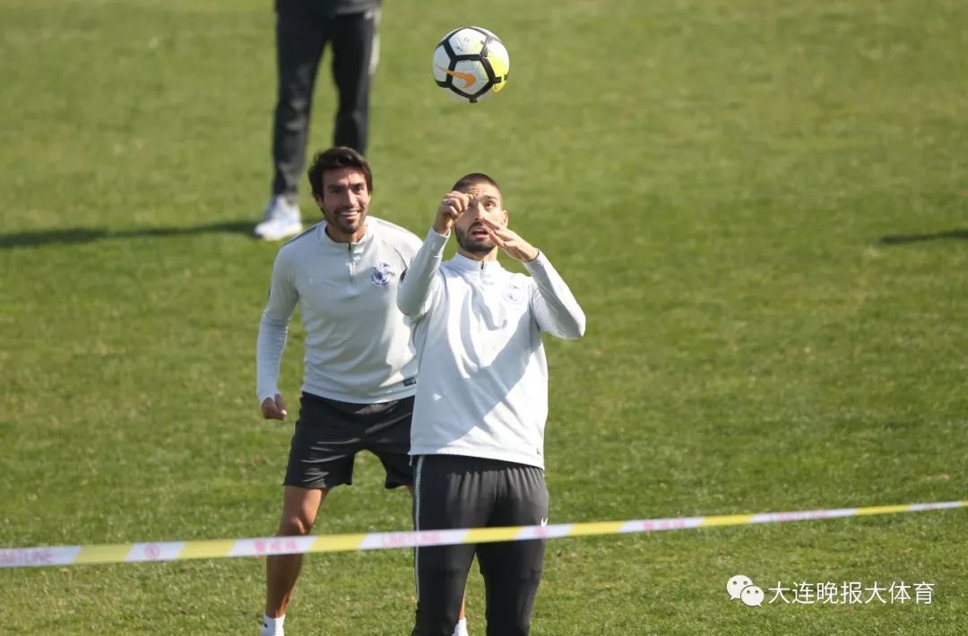 重庆斯威vs贵州恒丰比分预测,11月11日贵州恒丰vs重庆斯威