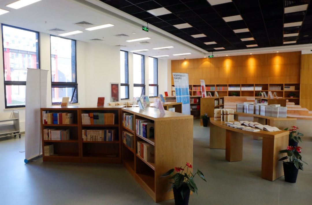 北京师范大学昌平校区启用，来看校内美景组图~