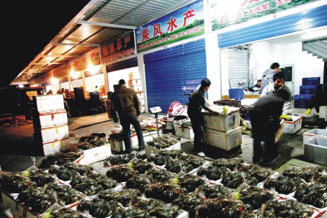 洪湖蟹最新消息,湖北日报中国龙虾第一县