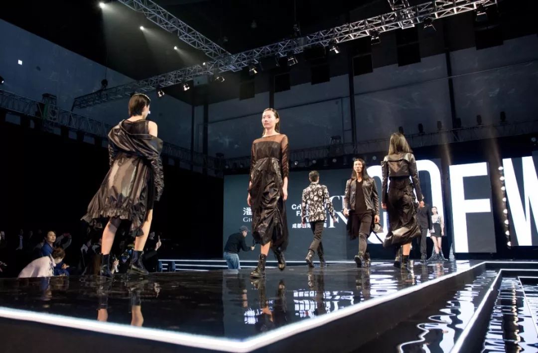 中国第二家门店落户成都,成都引入386家首店