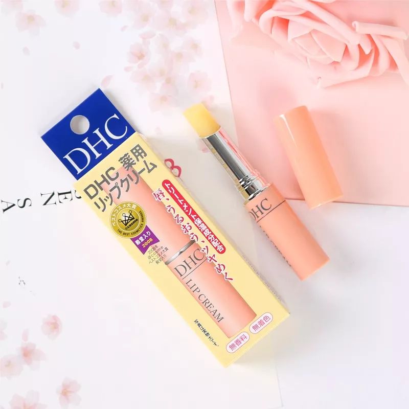 嘴唇起皮用什么口红唇釉好,嘴巴容易起皮适合涂什么哑光口红