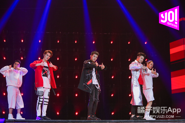 火箭少女101助阵视频,火箭少女101所有官方舞台完整版