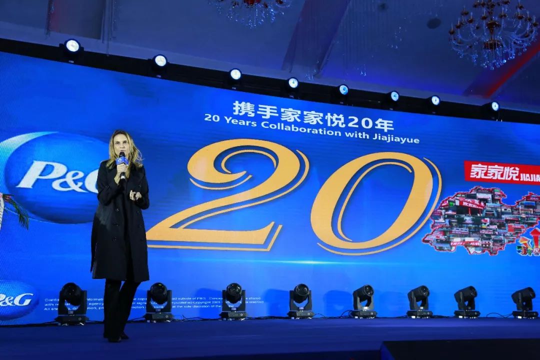 鍏ㄧ悆鍟嗕笟宸ㄥご榻愯仛涓浗,涓轰綍鍏ㄧ悆鍟嗙晫宸ㄥご榻愯仛涓浗