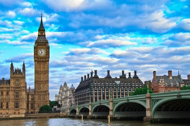 留在武汉好不好,留在武汉的日子