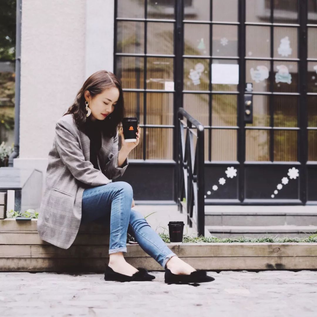 化妆水怎么使用是正确的,化妆水到底该怎么使用