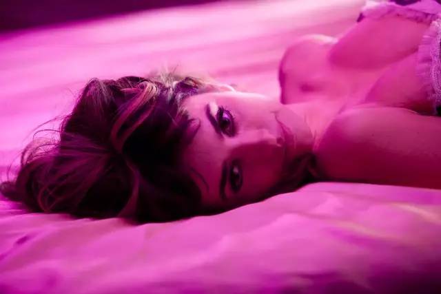 这个44岁的“西班牙玫瑰”，哭起来都是满满的高级感！