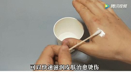 快速清洗油烟机上的污垢,油烟机清洁剂强力去污小妙招