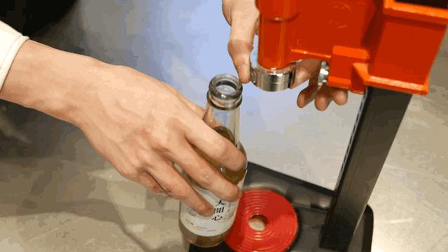 这个上过《十二道锋味》的台州姑娘，在钱江新城开了间“甜品补给站”!生活那么苦，加点糖吧