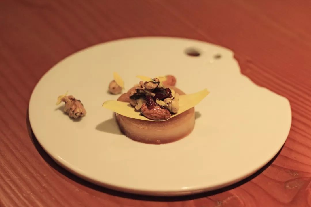 闲时赏花听歌静时看书喝茶,一处悠闲安静的好去处