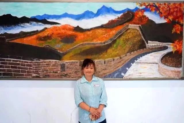 清洁工阿姨走红了,保洁阿姨出镜火了