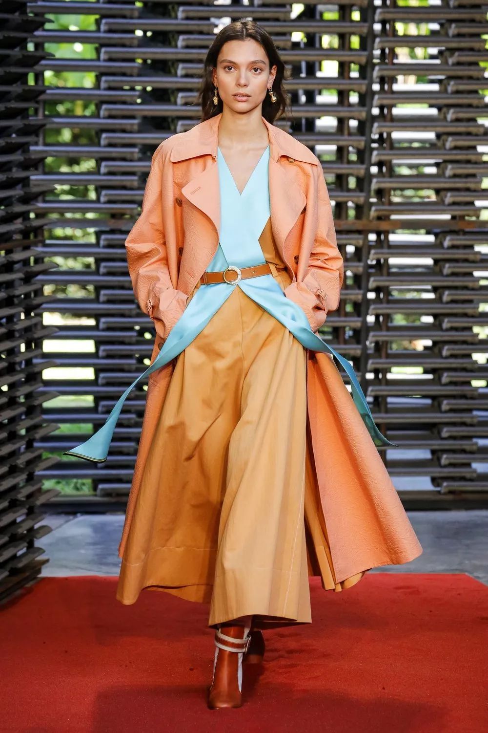 不医美怎么保养,不吃药如何快速美白全身