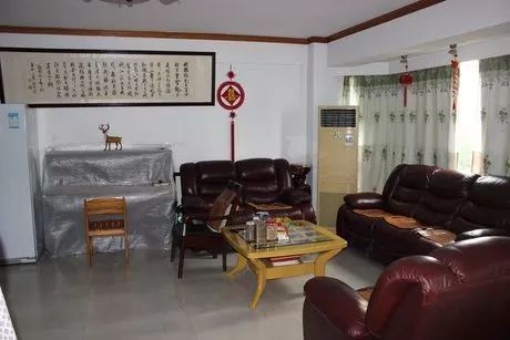 拍卖成交价1亿,拍卖房成交多出100万