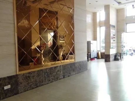 拍卖成交价1亿,拍卖房成交多出100万