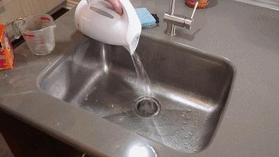 日本下水道小药片疏通,下水道堵了用一粒药片能搞定