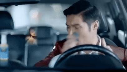 20年烟民咽喉发黑，瑞士专业医师推荐！一喷杀菌99.9%，止咳清痰排烟毒