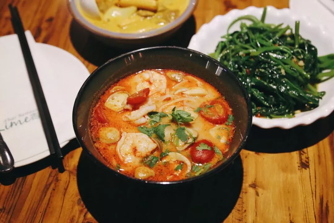 冬天去哪里吃美食好玩一点,冬天又温暖又有很多美食的地方