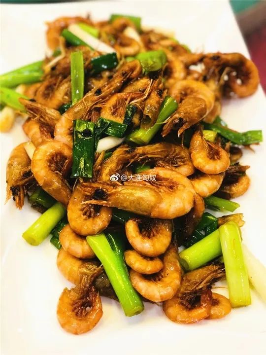 「吃在大连」点上几个家常菜，酒斟满，干就完了！