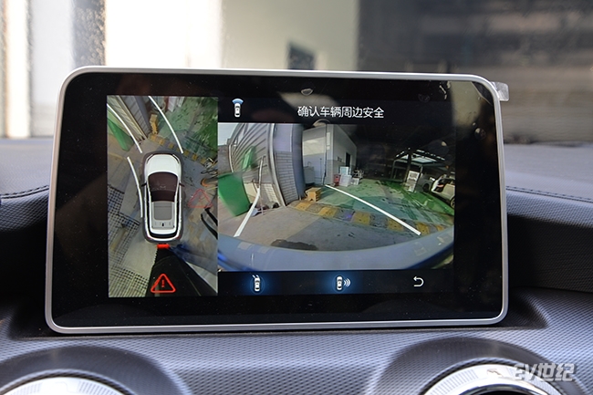 科技感满满电动汽车,满满科技感的燃油车