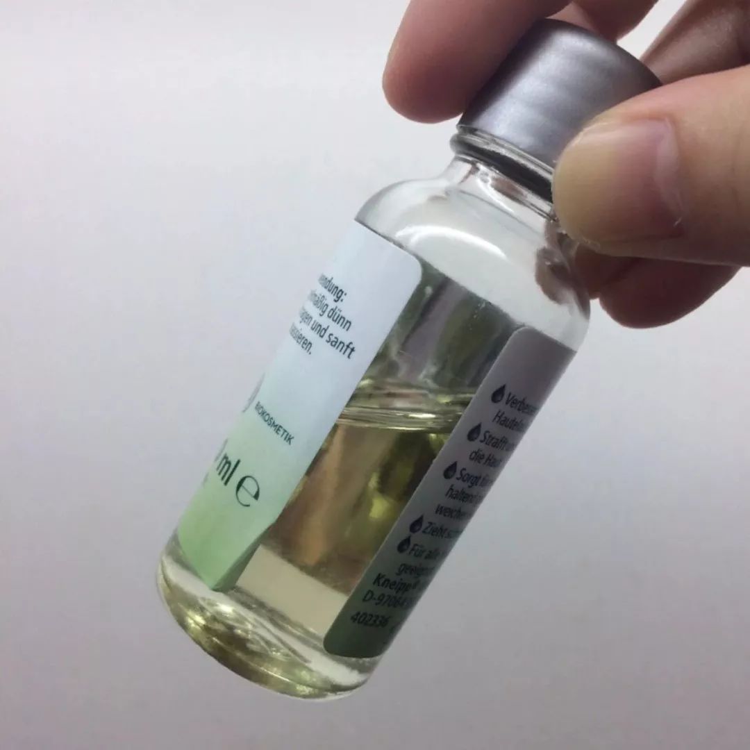 紧致滋润脸部精油,滋润保湿好吸收面部精油