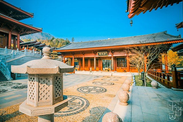 牛首山佛顶宫与古鸡鸣寺,带您朝拜南京牛首山佛顶宫