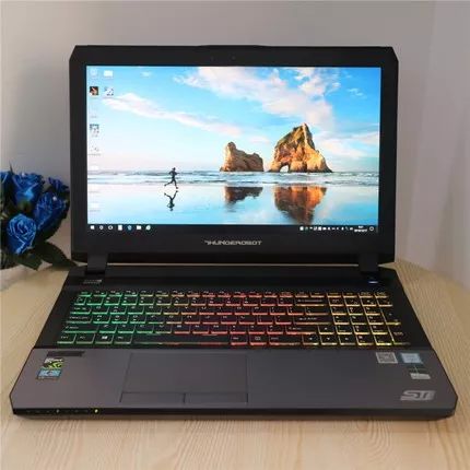 「猪王二手」五个卖家同时看中一台电脑，怎么办？