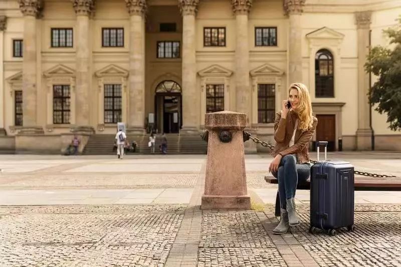 路过全世界只为遇见你原版,路过全世界只为等一人