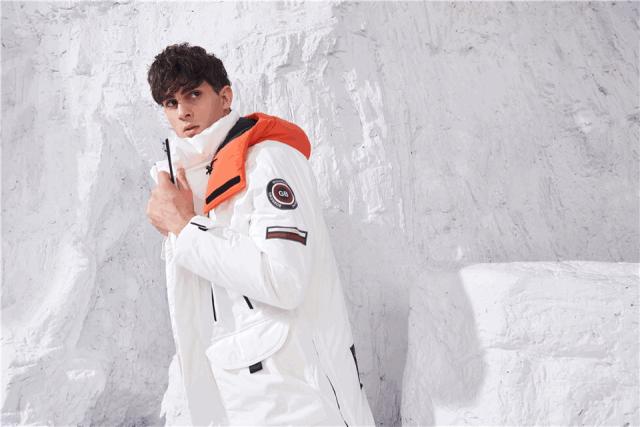 曾经帮我代购的外国友人居然……让我帮他买件波司登羽绒服