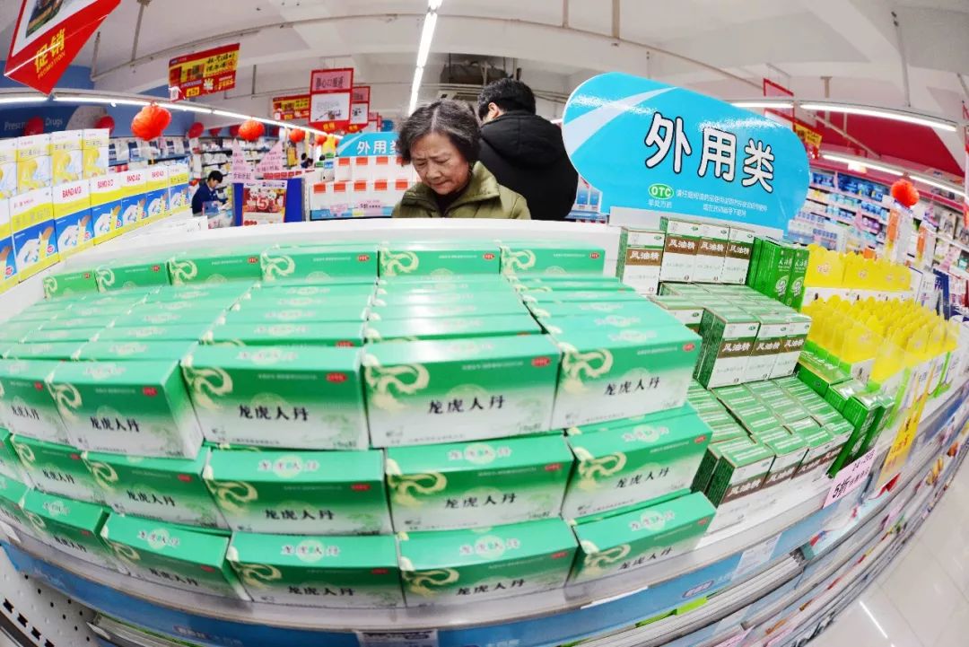 顾客问化妆品里有激素怎么回答,顾客问产品含激素吗怎么回复