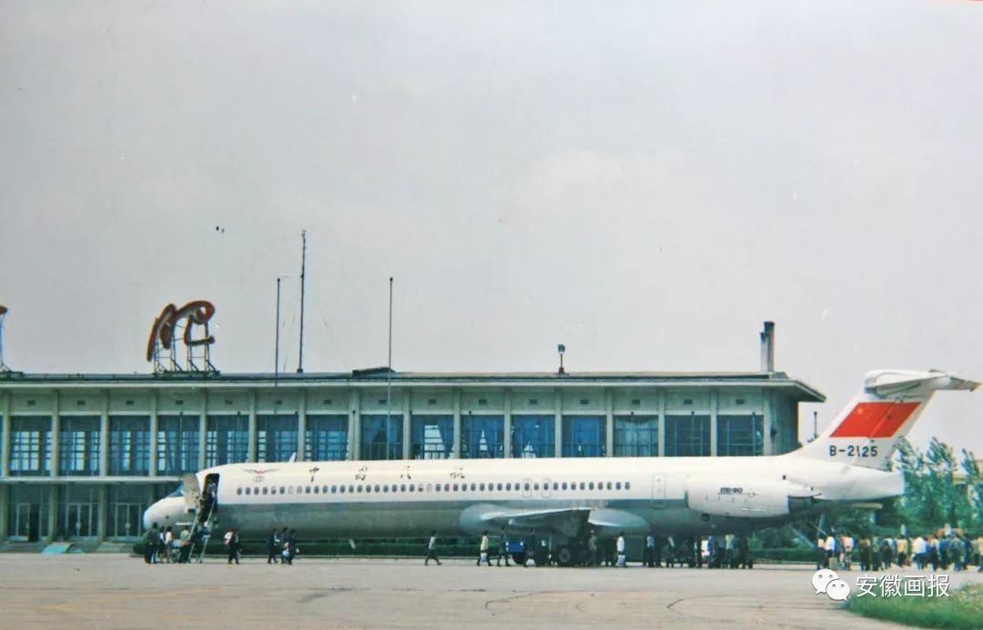 启航央视新闻,央视两会特别报道奋楫扬帆新征程