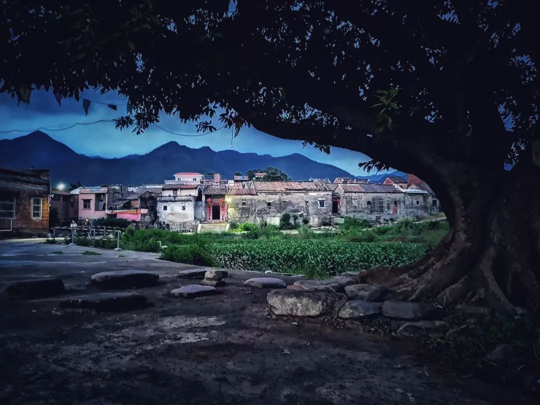 感觉到压力和束缚感,摆脱束缚才是掌控人生的第一步