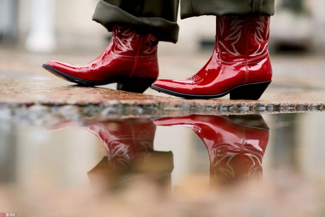 一穿红色衣服就倒霉,一穿红色就倒霉