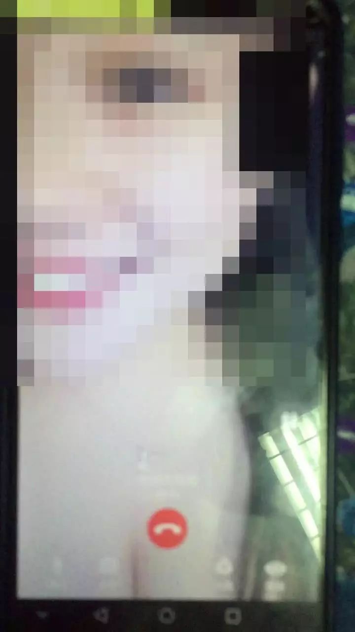 女主播和小男孩直播,女主播带着儿子直播