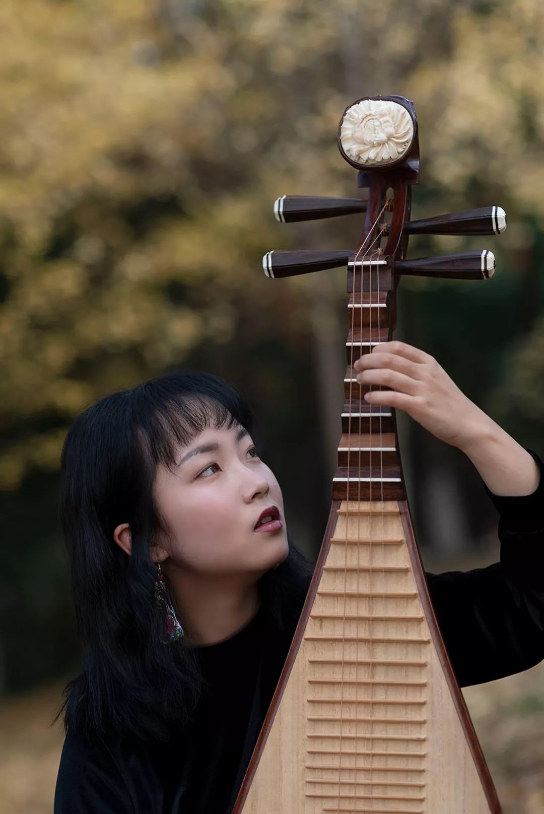 “妈，我在华师看了一场金黄色的雪！”