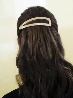 土味发夹重回时尚圈,最新时尚潮流发夹