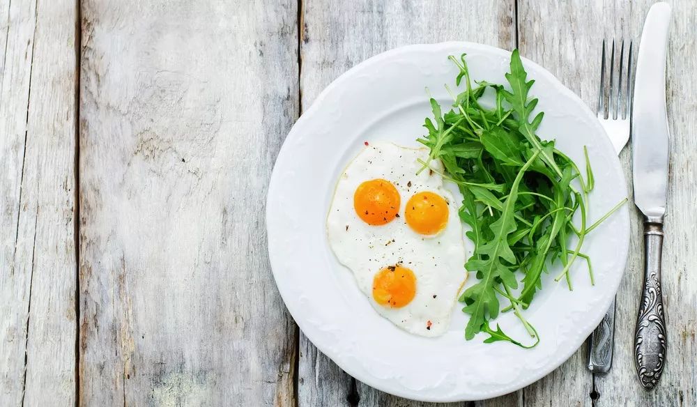 鸡蛋鸭蛋鹌鹑蛋一千克分别多少个,鸡蛋鸭蛋鹅蛋鹌鹑蛋哪个更安全