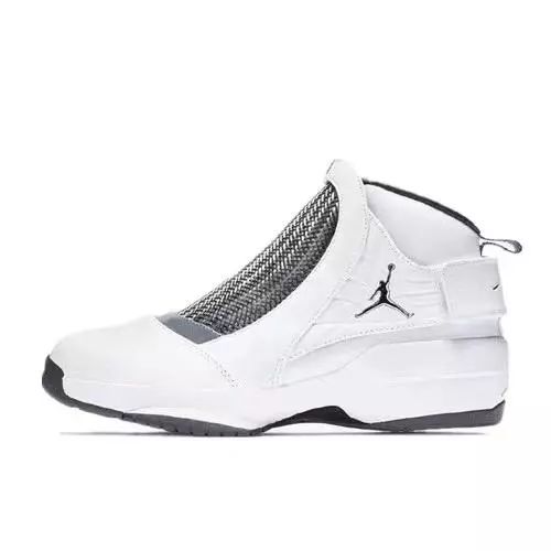 aj1和aj3aj11怎么选,aj11脚感与aj12