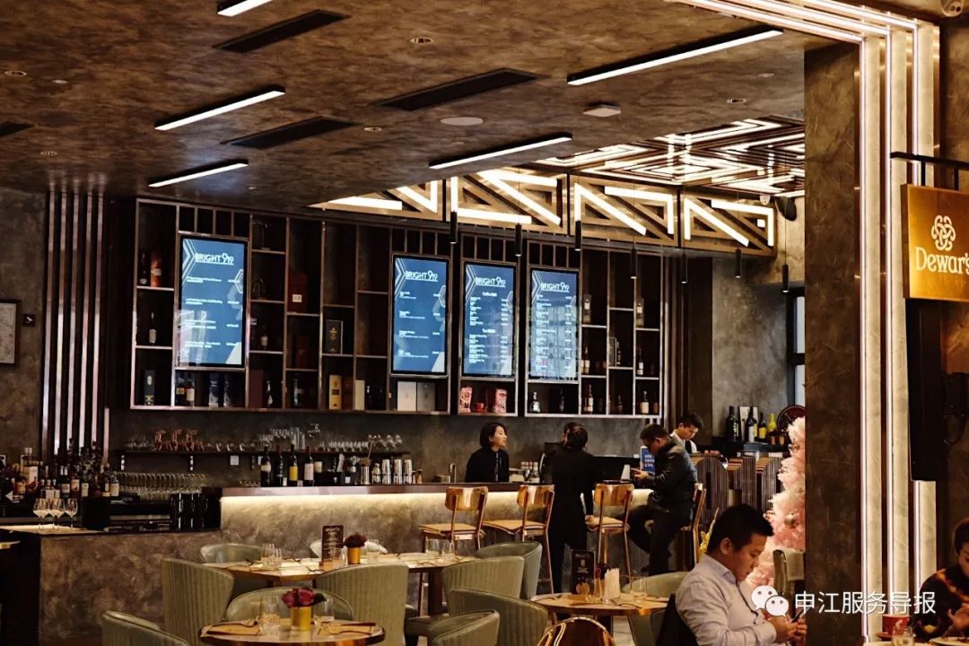 “奶”大了无数上海小囡的光明开西餐厅了！竟然不卖牛奶？