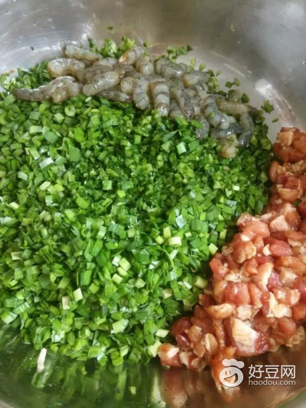 超级美味的韭菜牛肉虾仁饺子,韭菜虾仁鸡蛋水饺鲜香味美一盘子