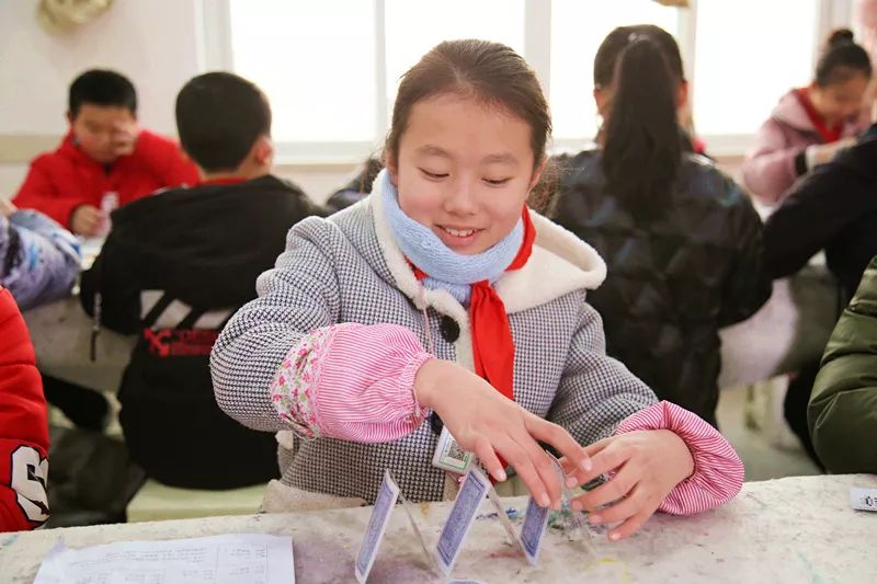 玩嗨啦，缤纷吉尼斯——快来看，我区这所学校的“缤纷吉尼斯，挑战向未来”活动