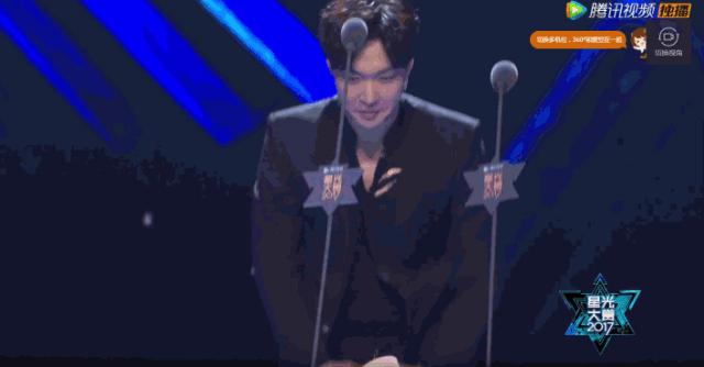 张艺兴弹琴喜剧之王,向往的生活张艺兴唱歌喜剧之王