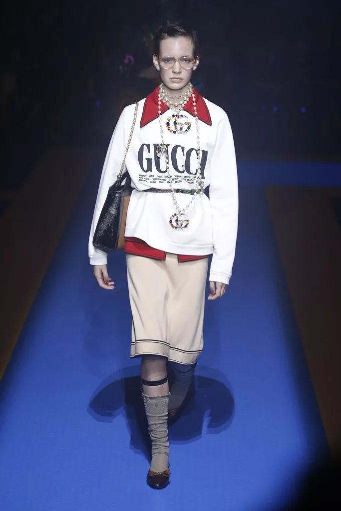 雌雄莫辨｜女孩的娇柔脸和男孩的身躯在TA身上同时出现……