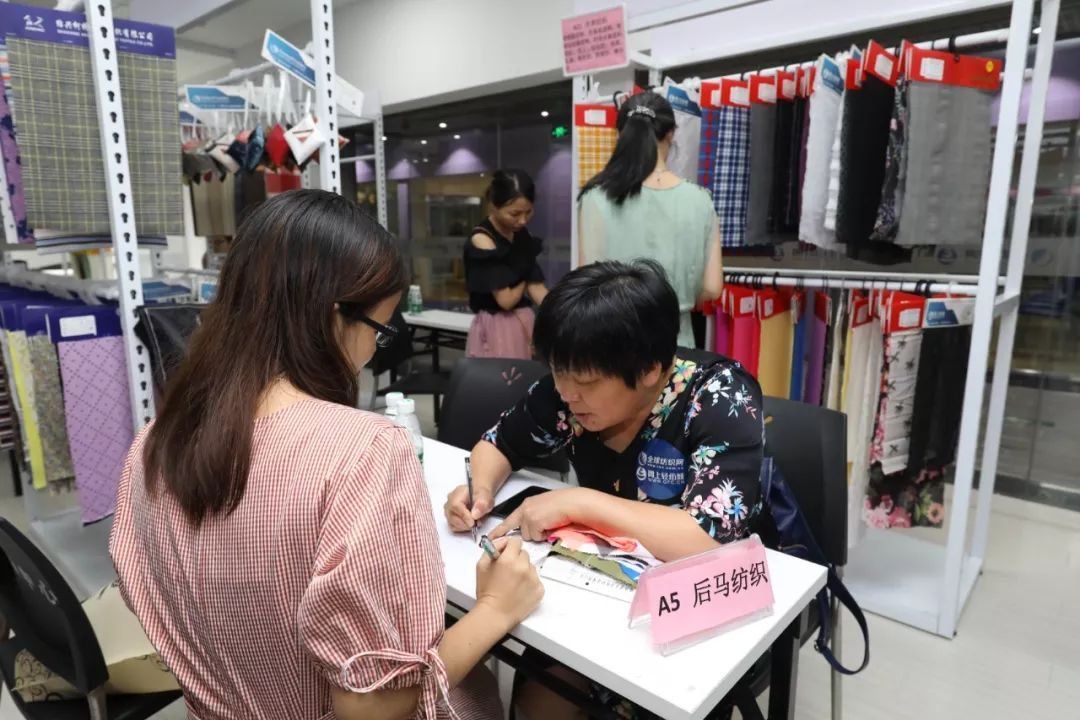 聚焦｜走出去，世界就在眼前！2019年中国轻纺城“丝路柯桥·布满全球”行动等你来