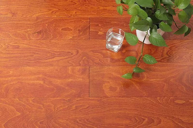 买地板优惠,买地板免费送上楼吗