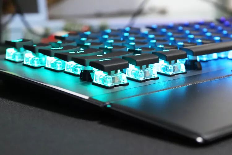 冰豹vulcanprotkl键盘评测,冰豹vulcan120aimo机械键盘