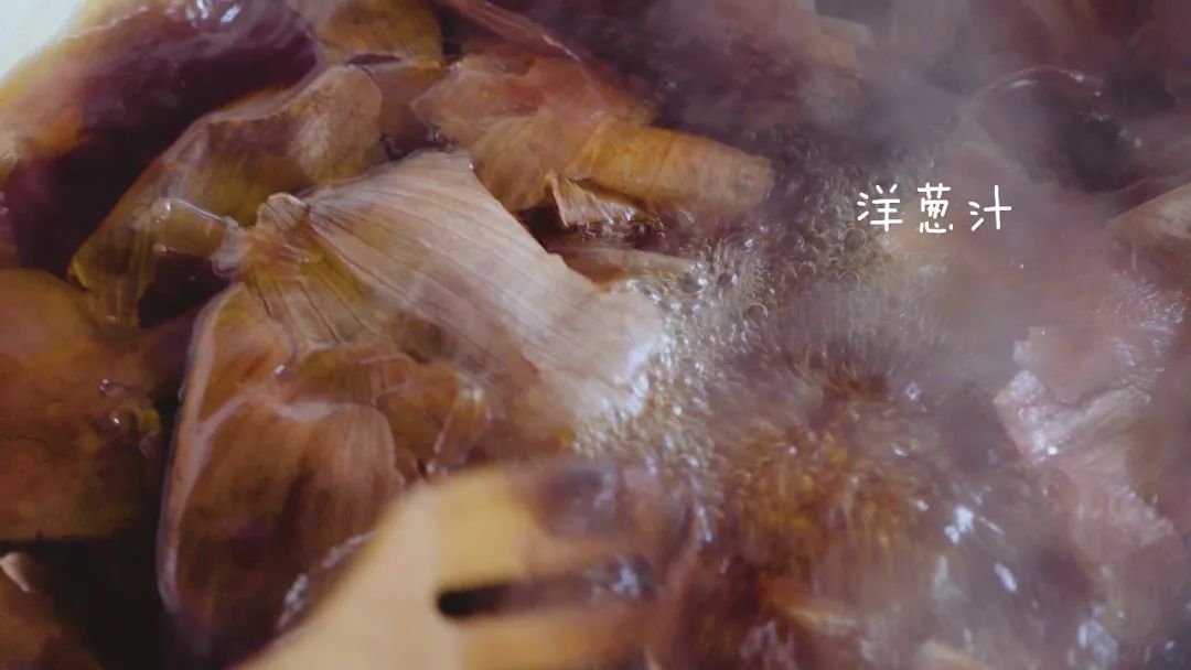 手染毛线怎么染大红色,自己在家怎么染纯色毛线