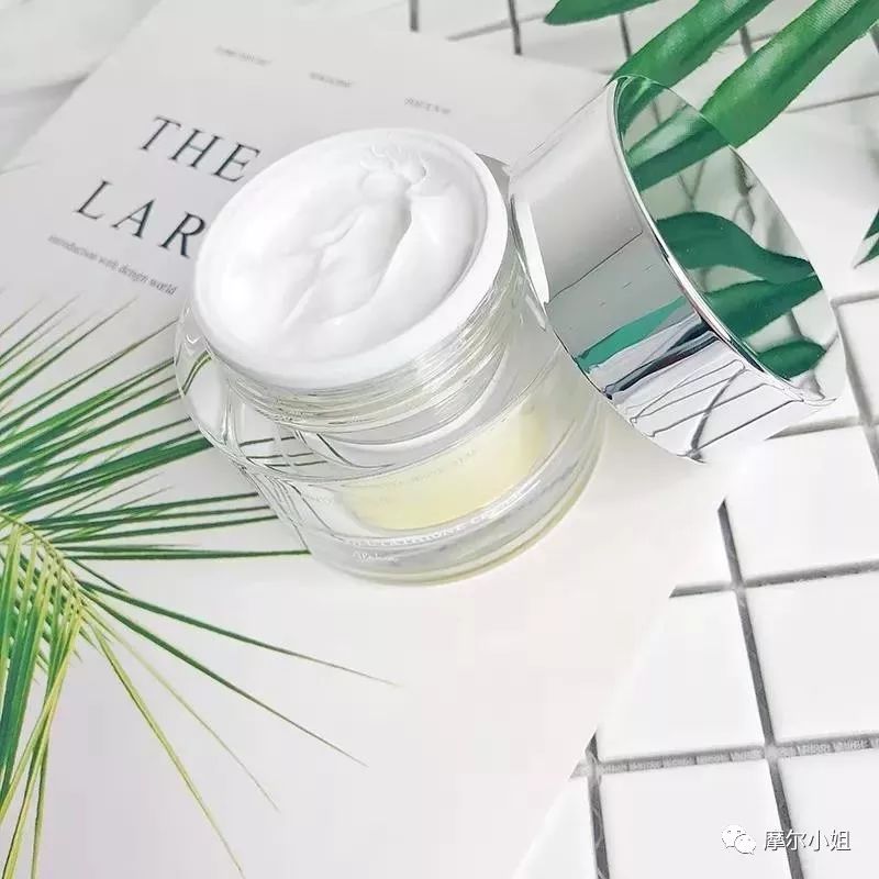 郑秀妍护肤推荐什么牌子,韩国哪一款素颜霜好用明星用