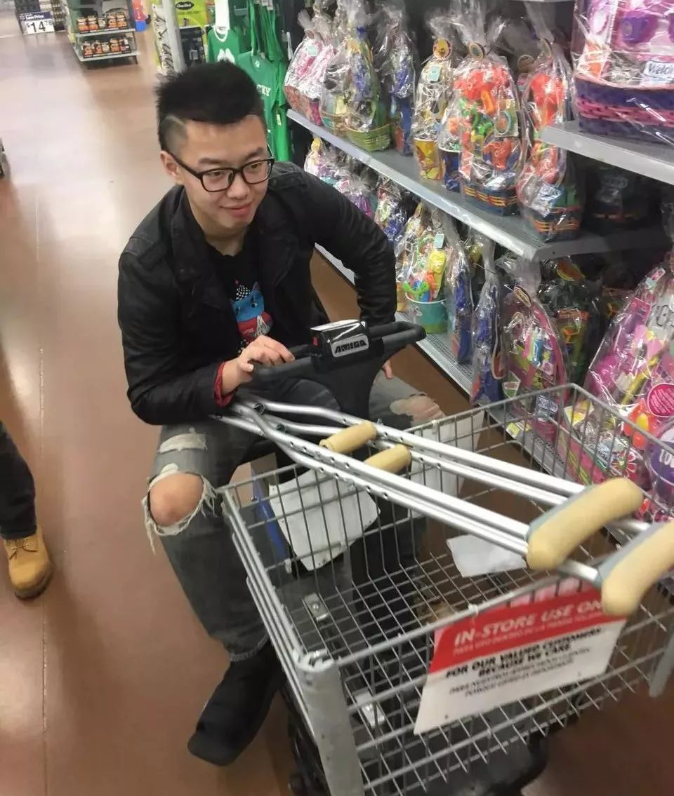 俄罗斯留学生骨折截肢,留学生意外被截肢