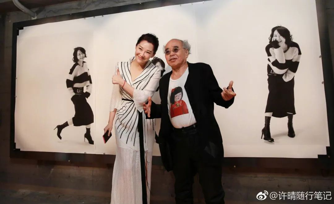 荒木经惟镜头里的许晴,许晴快50岁了日常生活照还这么美