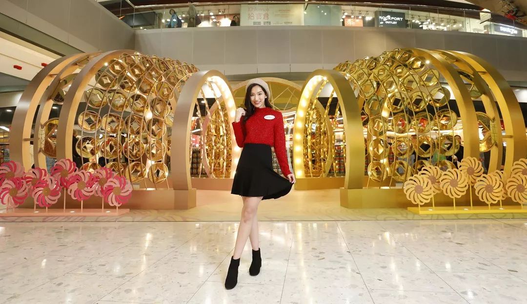 再也不怕钱包压力大，全家的新年购物清单在东荟城名店仓一次搞定